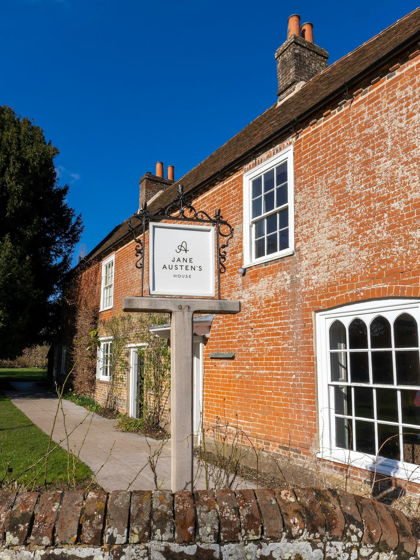 Top Destinations for Fans of Classic Literature